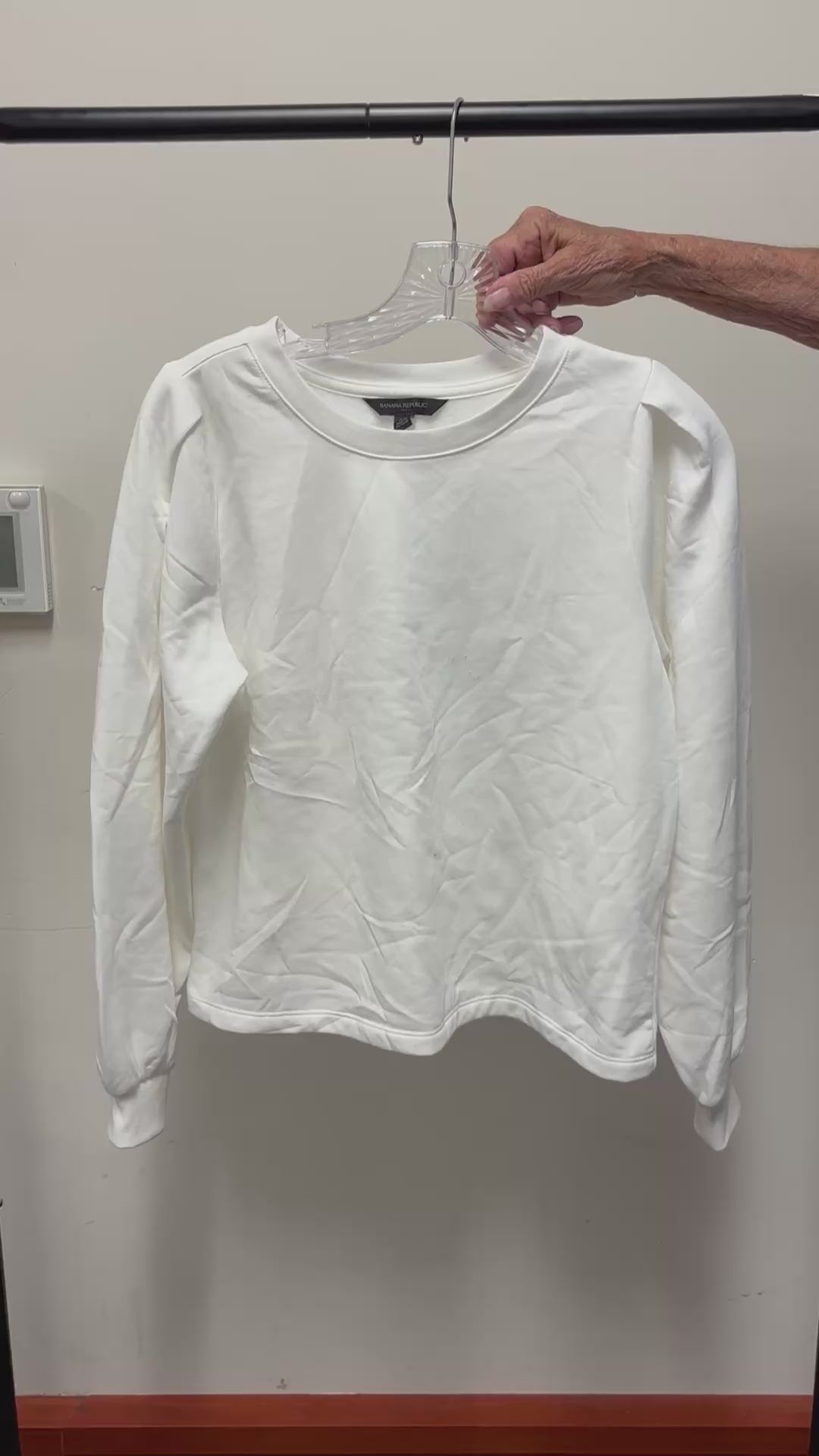 BANANA REPUBLIC Puff Sleeves Sweat Shirt Size: XS