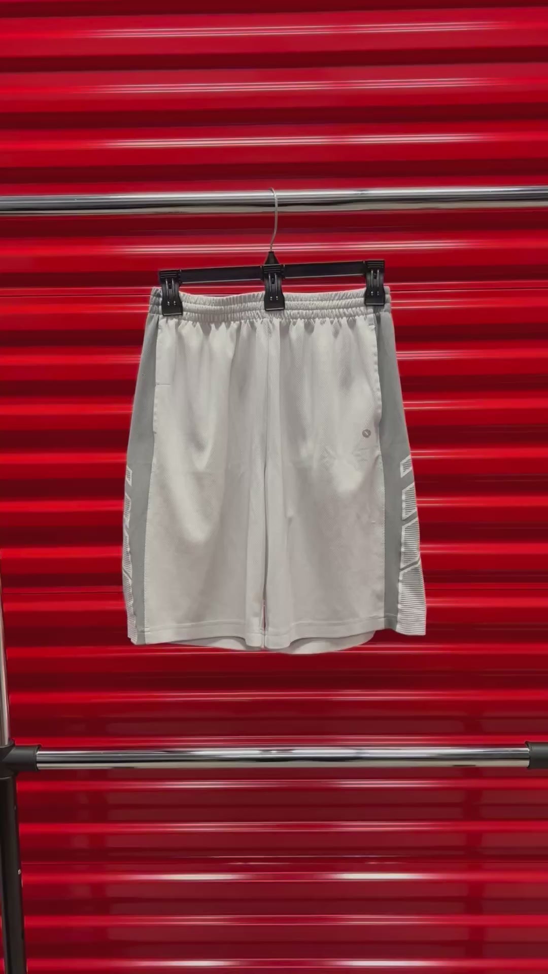 Xersion Men's Grey Athletic Quick Dry Shorts Size: XL