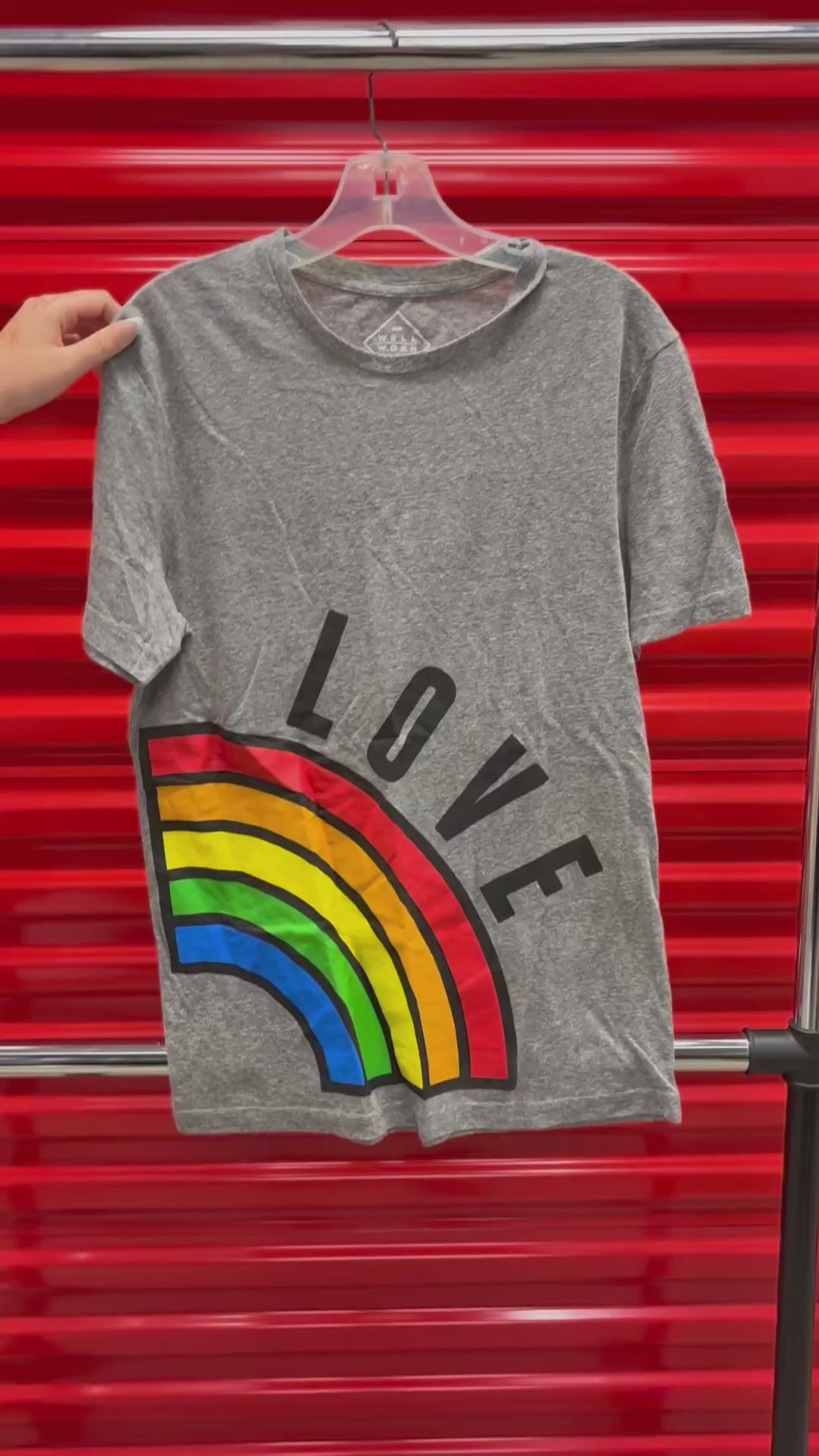 Love Rainbow T-shirt Size: S