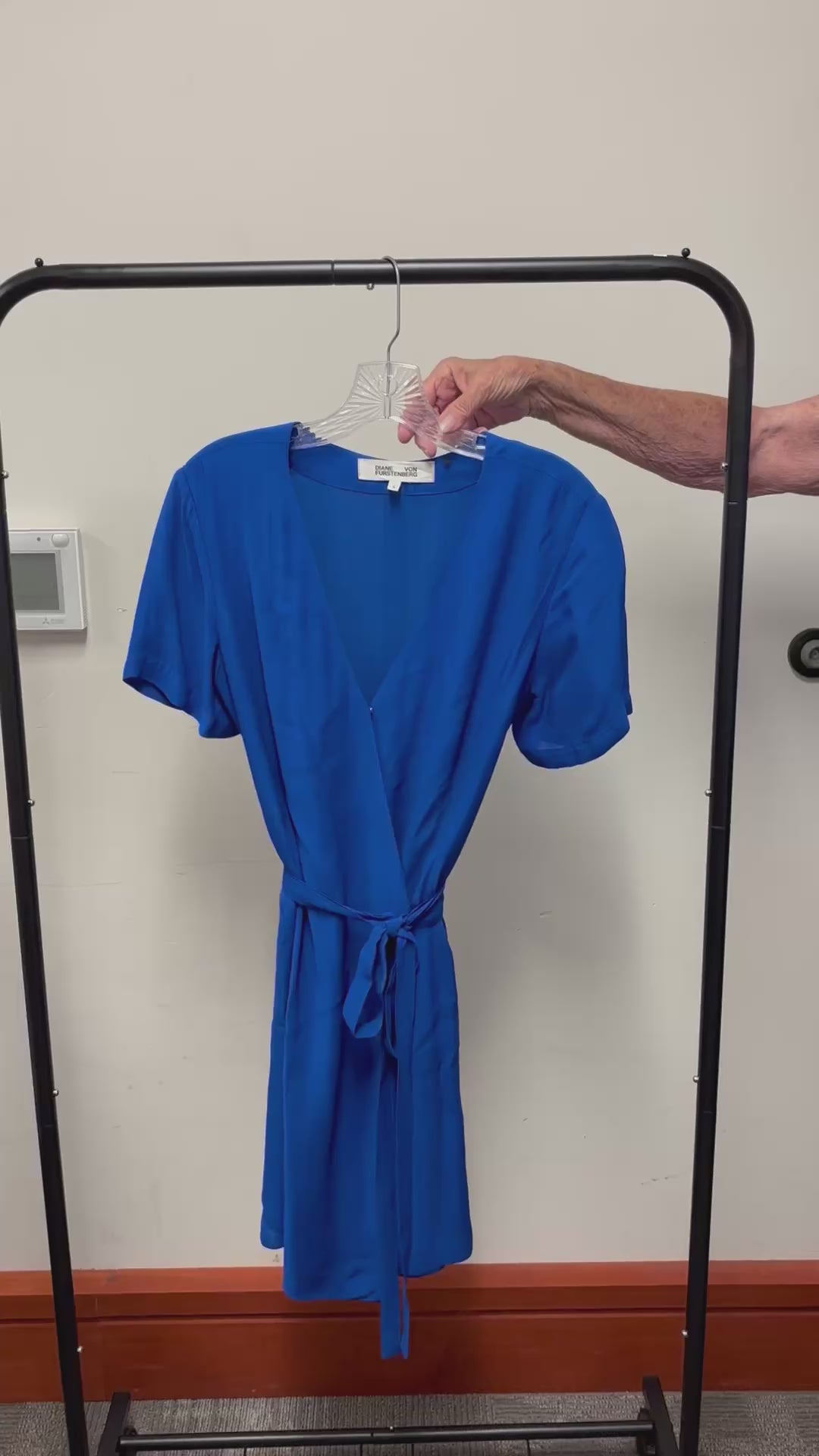 Diane Von Furstenberg Wrap Dress Size: 8