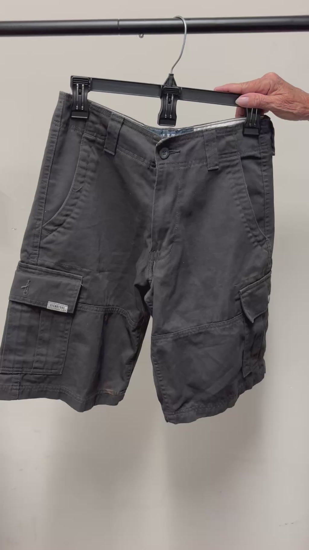 Levi Strauss Signature Gray Mens Cargo Shorts Size: 28W