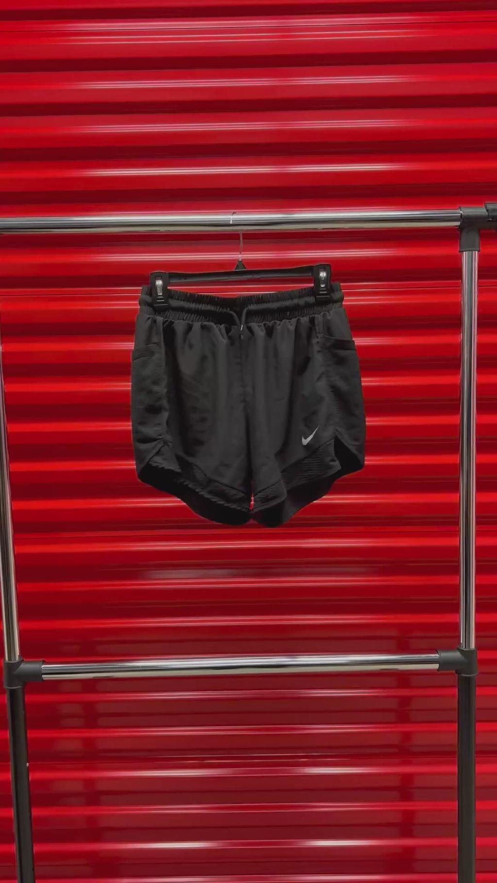 Nike Women's Black Running Shorts w/Side Pockets Size: L