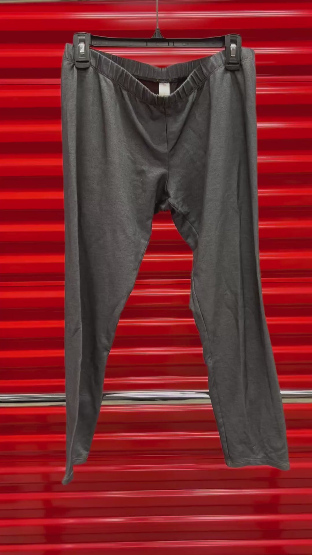 No Boundaries Junior's Gray Pants Size: XL (15-17)