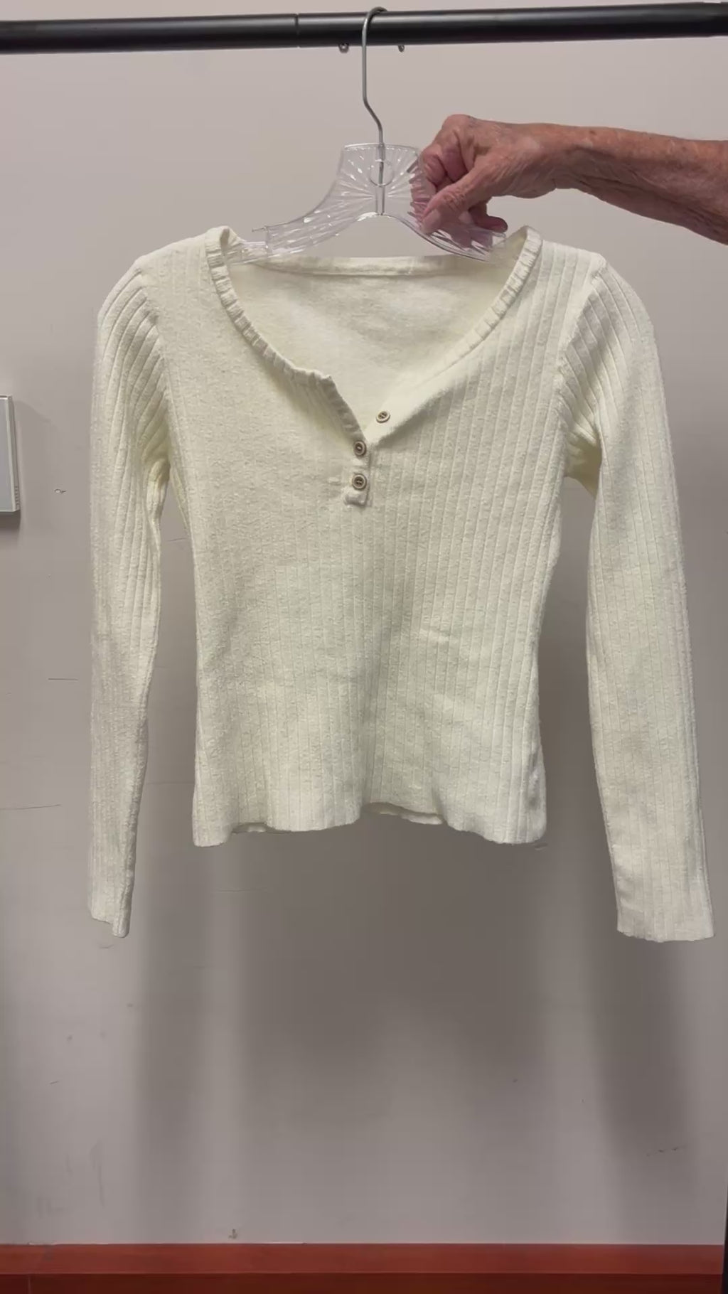 White Ribbed Long-Sleeve Henley Top Size: XS
