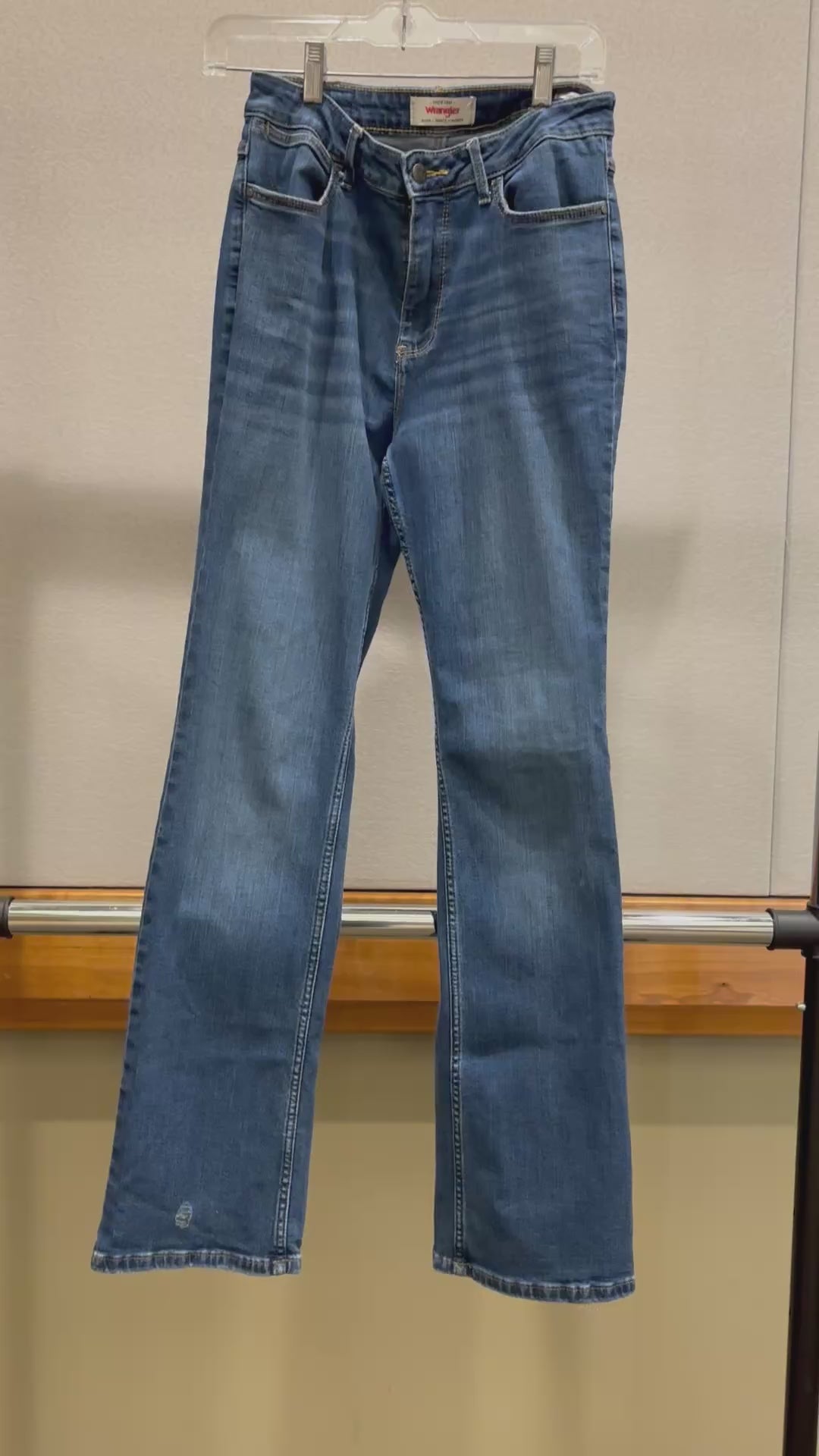Wrangler Classic Women's Bootcut Jeans Size: 4