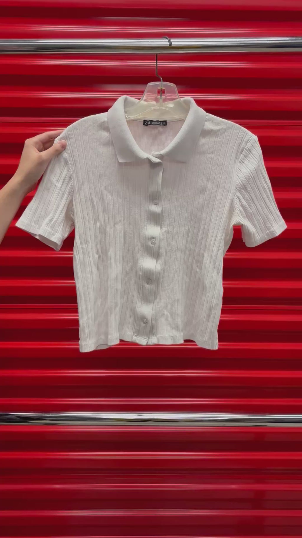 Zara Short Sleeve Cardigan Size: L